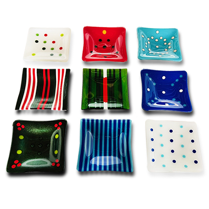 A touch of holiday with stripes and dots - Image 12