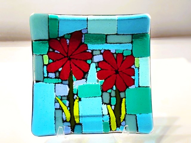 Mosaic in Motion – Fused Glass Workshop - Image 3